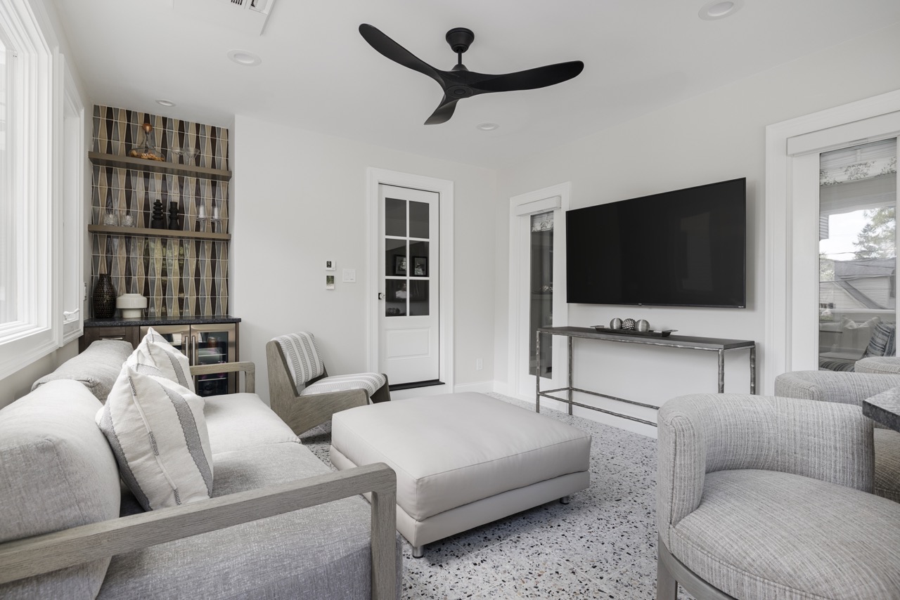 Four Seasons Room